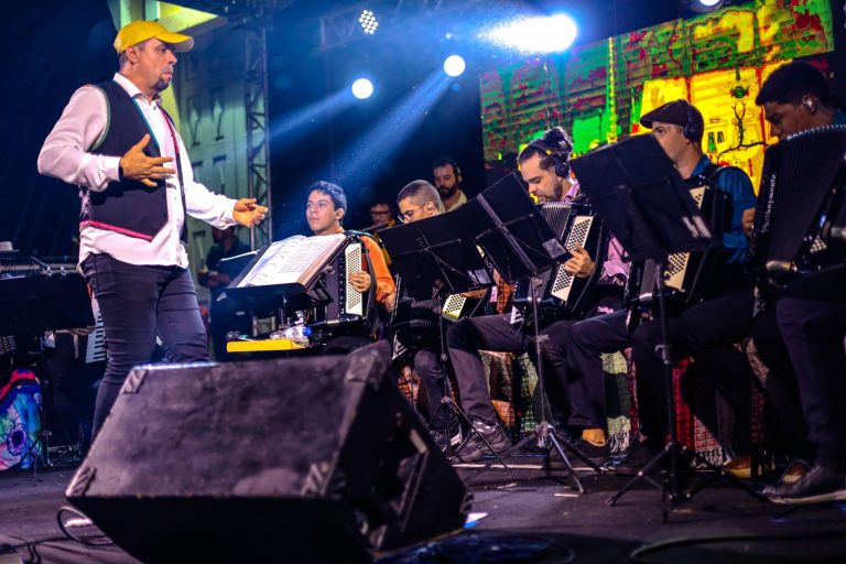 Orquestra Sanfônica Balaio Nordeste encerra o Festival Alumiô